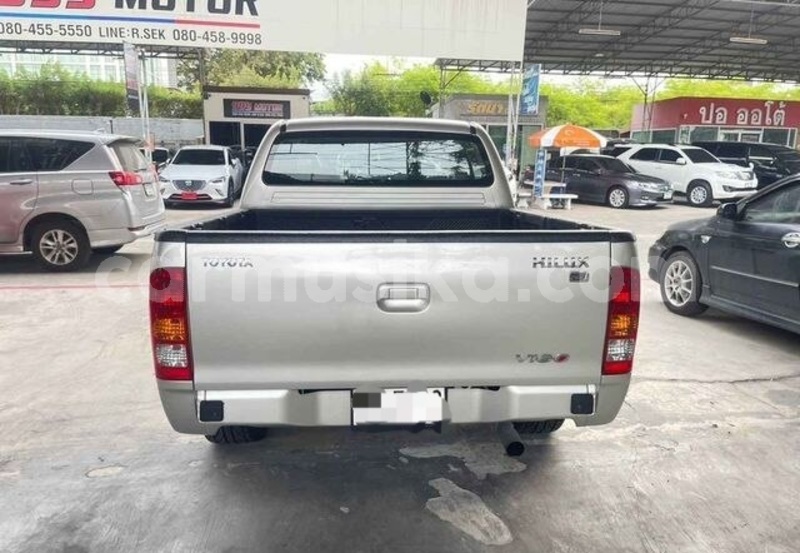 Big with watermark toyota hilux matabeleland south beitbridge 32601