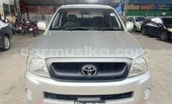 Acheter Occasion Voiture Toyota Hilux Beige à Beitbridge, Matabeleland South Acheter Occasion Voiture Toyota Hilux Beige à Beitbridge, Matabeleland South