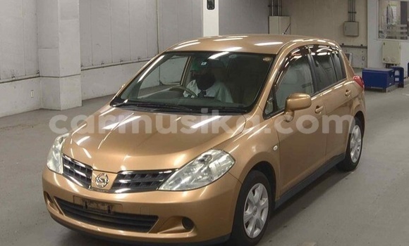 Buy Used Nissan Tiida Beige Car in Beitbridge in Matabeleland South