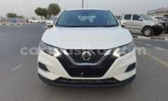 Buy Used Nissan Qashqai White Car in Beitbridge in Matabeleland South