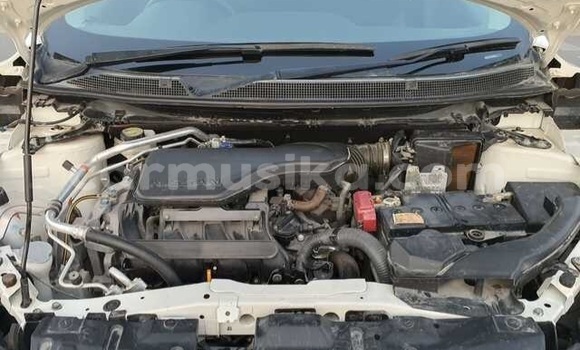 Acheter Occasion Voiture Nissan Qashqai Blanc à Beitbridge, Matabeleland South Acheter Occasion Voiture Nissan Qashqai Blanc à Beitbridge, Matabeleland South