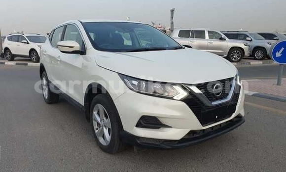 Acheter Occasion Voiture Nissan Qashqai Blanc à Beitbridge, Matabeleland South Acheter Occasion Voiture Nissan Qashqai Blanc à Beitbridge, Matabeleland South