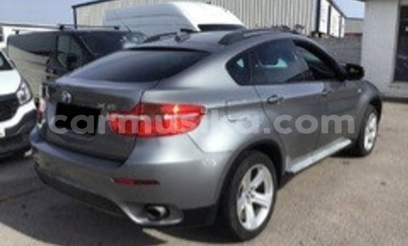 Acheter Occasion Voiture BMW X6 Beige à Beitbridge, Matabeleland South Acheter Occasion Voiture BMW X6 Beige à Beitbridge, Matabeleland South