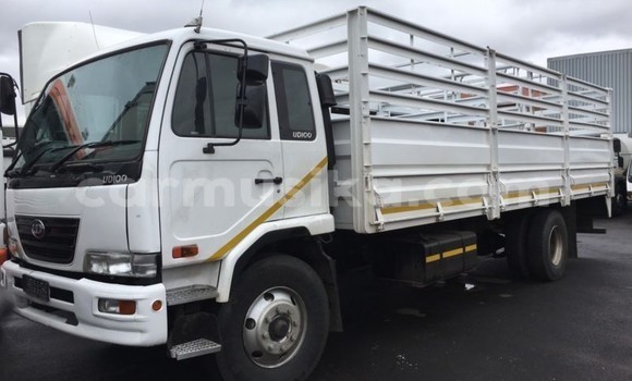 Buy Used Nissan UD White Truck in Beitbridge in Matabeleland South Buy Used Nissan UD White Truck in Beitbridge in Matabeleland South