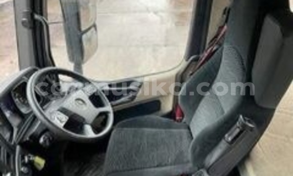 Acheter Occasion Utilitaire Mercedes‒Benz Arocs Blanc à Beitbridge, Matabeleland South Acheter Occasion Utilitaire Mercedes‒Benz Arocs Blanc à Beitbridge, Matabeleland South