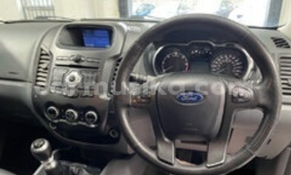 Acheter Occasion Voiture Ford Ranger Blanc à Beitbridge, Matabeleland South Acheter Occasion Voiture Ford Ranger Blanc à Beitbridge, Matabeleland South