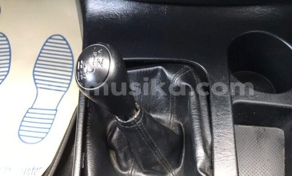 Acheter Occasion Voiture Toyota Hilux Blanc à Beitbridge, Matabeleland South Acheter Occasion Voiture Toyota Hilux Blanc à Beitbridge, Matabeleland South