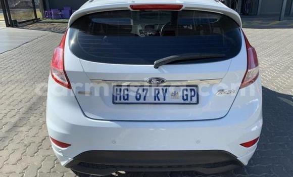 Tenga Tsaru Ford Fiesta Chena Mota in Beitbridge in Matabeleland South Tenga Tsaru Ford Fiesta Chena Mota in Beitbridge in Matabeleland South