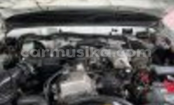 Buy Used Toyota Hilux White Car in Beitbridge in Matabeleland South Buy Used Toyota Hilux White Car in Beitbridge in Matabeleland South