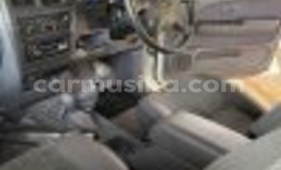 Buy Used Toyota Hilux White Car in Beitbridge in Matabeleland South Buy Used Toyota Hilux White Car in Beitbridge in Matabeleland South