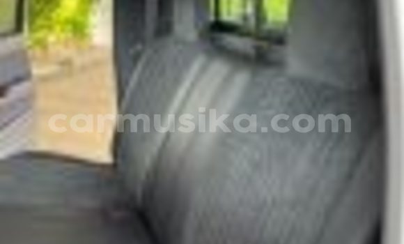 Buy Used Toyota Hilux White Car in Beitbridge in Matabeleland South Buy Used Toyota Hilux White Car in Beitbridge in Matabeleland South