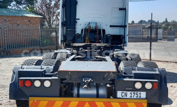 Acheter Occasion Utilitaire Scania Irizar Blanc à Beitbridge, Matabeleland South Acheter Occasion Utilitaire Scania Irizar Blanc à Beitbridge, Matabeleland South