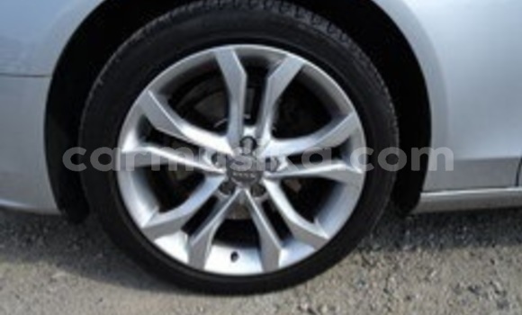 Acheter Occasion Voiture Audi A4 Gris à Beitbridge, Matabeleland South Acheter Occasion Voiture Audi A4 Gris à Beitbridge, Matabeleland South