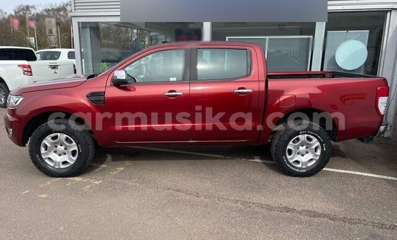 Nunua Ilio tumika Ford Ranger Nyekundu Gari ndani ya Beitbridge nchini Matabeleland Kusini Nunua Ilio tumika Ford Ranger Nyekundu Gari ndani ya Beitbridge nchini Matabeleland Kusini