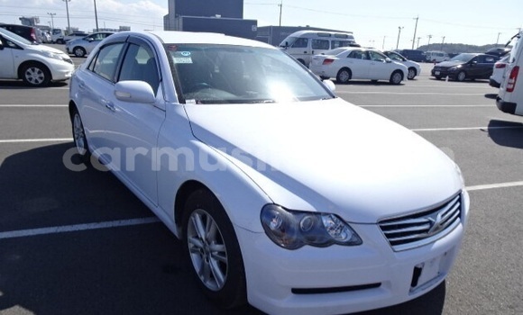 Acheter Occasion Voiture Toyota Mark X Blanc à Beitbridge, Matabeleland South Acheter Occasion Voiture Toyota Mark X Blanc à Beitbridge, Matabeleland South