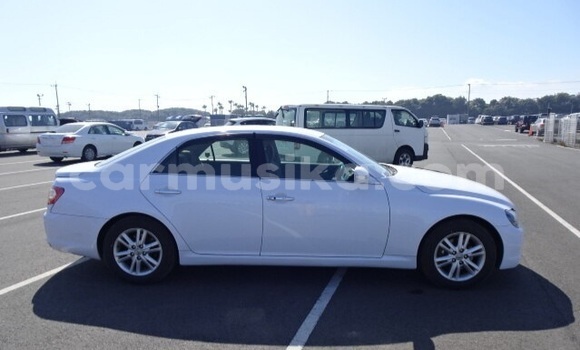 Acheter Occasion Voiture Toyota Mark X Blanc à Beitbridge, Matabeleland South Acheter Occasion Voiture Toyota Mark X Blanc à Beitbridge, Matabeleland South