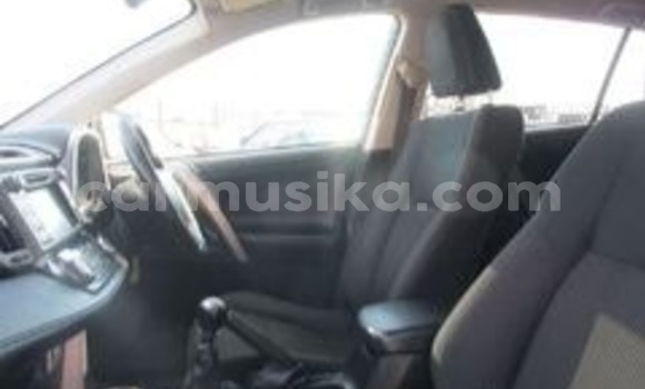 Acheter Occasion Voiture Toyota RAV4 Beige à Beitbridge, Matabeleland South Acheter Occasion Voiture Toyota RAV4 Beige à Beitbridge, Matabeleland South