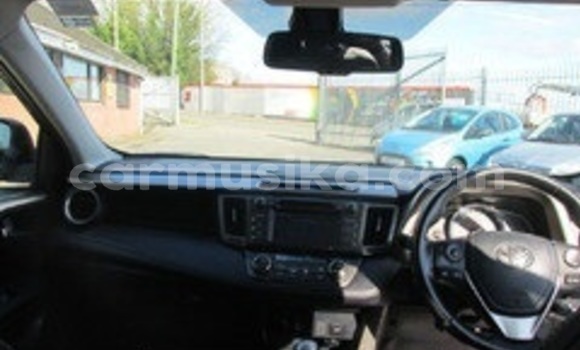 Acheter Occasion Voiture Toyota RAV4 Beige à Beitbridge, Matabeleland South Acheter Occasion Voiture Toyota RAV4 Beige à Beitbridge, Matabeleland South