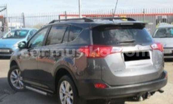 Acheter Occasion Voiture Toyota RAV4 Beige à Beitbridge, Matabeleland South Acheter Occasion Voiture Toyota RAV4 Beige à Beitbridge, Matabeleland South