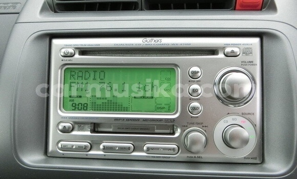 Nunua Ilio tumika Honda Fit Fedha Gari ndani ya Beitbridge nchini Matabeleland Kusini Nunua Ilio tumika Honda Fit Fedha Gari ndani ya Beitbridge nchini Matabeleland Kusini