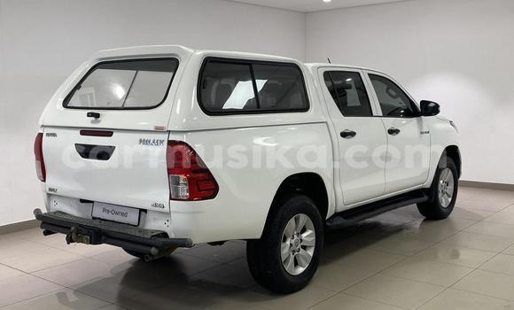 Acheter Occasion Voiture Toyota Hilux Blanc à Beitbridge, Matabeleland South Acheter Occasion Voiture Toyota Hilux Blanc à Beitbridge, Matabeleland South