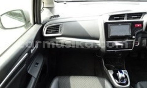 Acheter Occasion Voiture Honda Fit Gris à Beitbridge, Matabeleland South Acheter Occasion Voiture Honda Fit Gris à Beitbridge, Matabeleland South