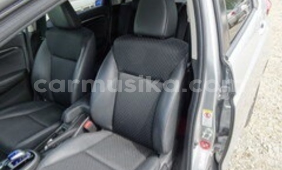Acheter Occasion Voiture Honda Fit Gris à Beitbridge, Matabeleland South Acheter Occasion Voiture Honda Fit Gris à Beitbridge, Matabeleland South