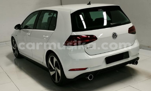 Nunua Ilio tumika Volkswagen Golf GTI Nyeupe Gari ndani ya Beitbridge nchini Matabeleland Kusini Nunua Ilio tumika Volkswagen Golf GTI Nyeupe Gari ndani ya Beitbridge nchini Matabeleland Kusini