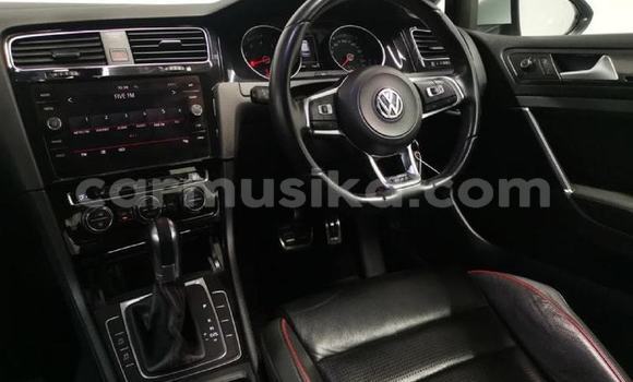 Nunua Ilio tumika Volkswagen Golf GTI Nyeupe Gari ndani ya Beitbridge nchini Matabeleland Kusini Nunua Ilio tumika Volkswagen Golf GTI Nyeupe Gari ndani ya Beitbridge nchini Matabeleland Kusini