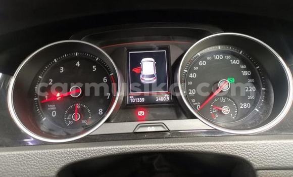 Nunua Ilio tumika Volkswagen Golf GTI Nyeupe Gari ndani ya Beitbridge nchini Matabeleland Kusini Nunua Ilio tumika Volkswagen Golf GTI Nyeupe Gari ndani ya Beitbridge nchini Matabeleland Kusini