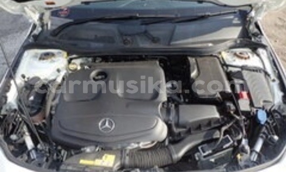 Tenga Tsaru Mercedes-Benz C180 COUPE Chena Mota in Beitbridge in Matabeleland South Tenga Tsaru Mercedes-Benz C180 COUPE Chena Mota in Beitbridge in Matabeleland South