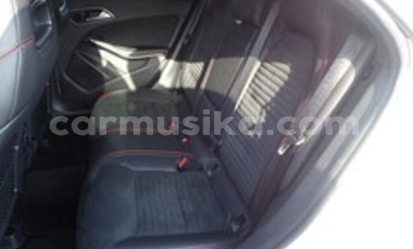 Tenga Tsaru Mercedes-Benz C180 COUPE Chena Mota in Beitbridge in Matabeleland South Tenga Tsaru Mercedes-Benz C180 COUPE Chena Mota in Beitbridge in Matabeleland South