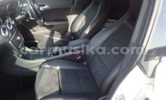 Tenga Tsaru Mercedes-Benz C180 COUPE Chena Mota in Beitbridge in Matabeleland South Tenga Tsaru Mercedes-Benz C180 COUPE Chena Mota in Beitbridge in Matabeleland South