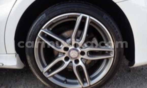 Tenga Tsaru Mercedes-Benz C180 COUPE Chena Mota in Beitbridge in Matabeleland South Tenga Tsaru Mercedes-Benz C180 COUPE Chena Mota in Beitbridge in Matabeleland South