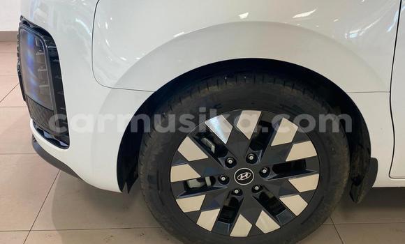 Acheter Occasion Voiture Hyundai Starex Blanc à Beitbridge, Matabeleland South Acheter Occasion Voiture Hyundai Starex Blanc à Beitbridge, Matabeleland South