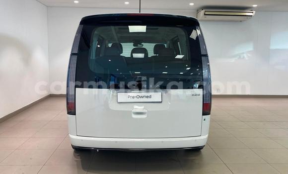 Acheter Occasion Voiture Hyundai Starex Blanc à Beitbridge, Matabeleland South Acheter Occasion Voiture Hyundai Starex Blanc à Beitbridge, Matabeleland South