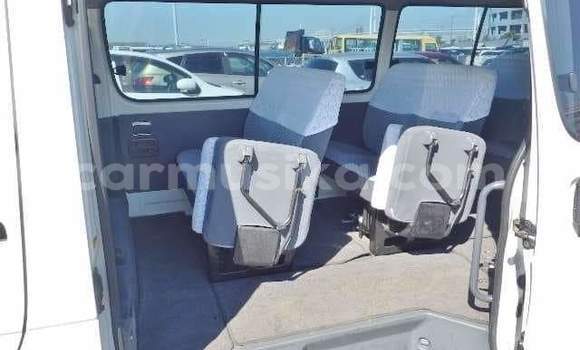 Acheter Occasion Voiture Toyota Hiace Blanc à Beitbridge, Matabeleland South Acheter Occasion Voiture Toyota Hiace Blanc à Beitbridge, Matabeleland South