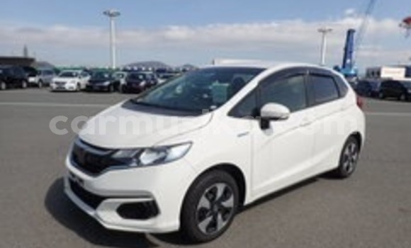 Nunua Ilio tumika Honda Fit Nyeupe Gari ndani ya Beitbridge nchini Matabeleland Kusini Nunua Ilio tumika Honda Fit Nyeupe Gari ndani ya Beitbridge nchini Matabeleland Kusini