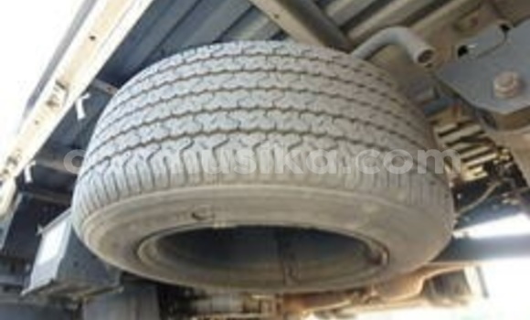 Acheter Occasion Utilitaire Toyota Dyna Blanc à Beitbridge, Matabeleland South Acheter Occasion Utilitaire Toyota Dyna Blanc à Beitbridge, Matabeleland South