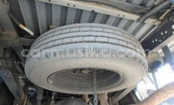 Acheter Occasion Utilitaire Toyota Dyna Blanc à Beitbridge, Matabeleland South Acheter Occasion Utilitaire Toyota Dyna Blanc à Beitbridge, Matabeleland South