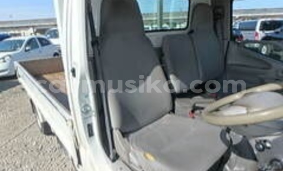 Acheter Occasion Utilitaire Toyota Dyna Blanc à Beitbridge, Matabeleland South Acheter Occasion Utilitaire Toyota Dyna Blanc à Beitbridge, Matabeleland South