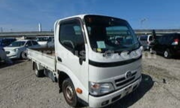 Acheter Occasion Utilitaire Toyota Dyna Blanc à Beitbridge, Matabeleland South Acheter Occasion Utilitaire Toyota Dyna Blanc à Beitbridge, Matabeleland South