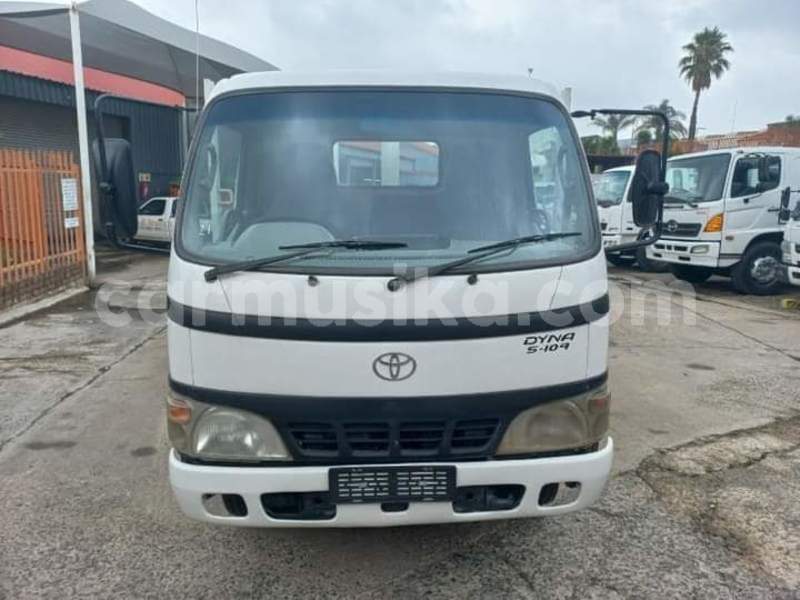 Big with watermark toyota dyna matabeleland south beitbridge 32678