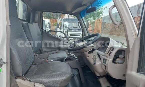 Tenga Tsaru Toyota Dyna Chena Rori in Beitbridge in Matabeleland South Tenga Tsaru Toyota Dyna Chena Rori in Beitbridge in Matabeleland South