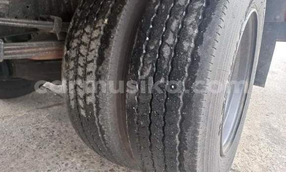 Tenga Tsaru Toyota Dyna Chena Rori in Beitbridge in Matabeleland South Tenga Tsaru Toyota Dyna Chena Rori in Beitbridge in Matabeleland South