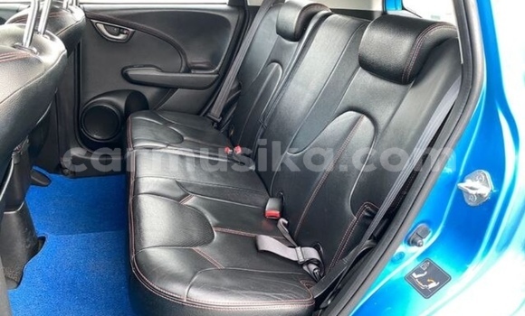 Acheter Occasion Voiture Honda Fit Bleu à Beitbridge, Matabeleland South Acheter Occasion Voiture Honda Fit Bleu à Beitbridge, Matabeleland South