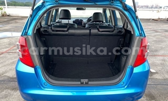 Acheter Occasion Voiture Honda Fit Bleu à Beitbridge, Matabeleland South Acheter Occasion Voiture Honda Fit Bleu à Beitbridge, Matabeleland South