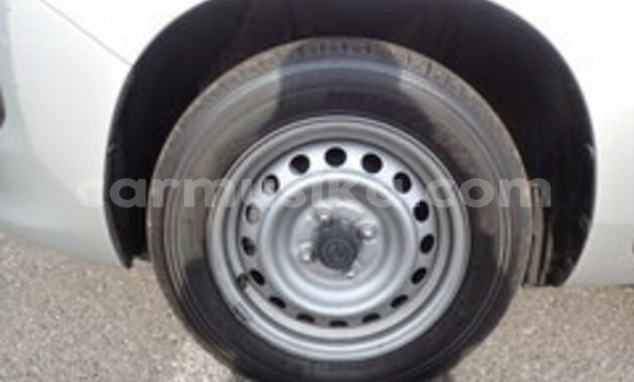 Acheter Occasion Voiture Toyota Probox Gris à Beitbridge, Matabeleland South Acheter Occasion Voiture Toyota Probox Gris à Beitbridge, Matabeleland South