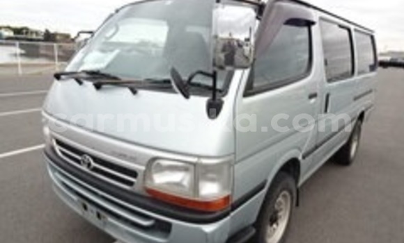 Buy Used Toyota Hiace Beige Car in Beitbridge in Matabeleland South