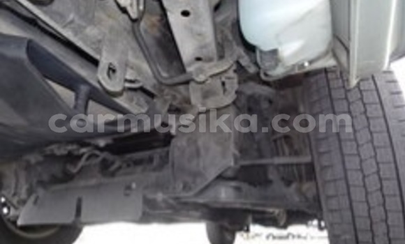 Nunua Ilio tumika Toyota Hiace Beige Gari ndani ya Beitbridge nchini Matabeleland Kusini Nunua Ilio tumika Toyota Hiace Beige Gari ndani ya Beitbridge nchini Matabeleland Kusini